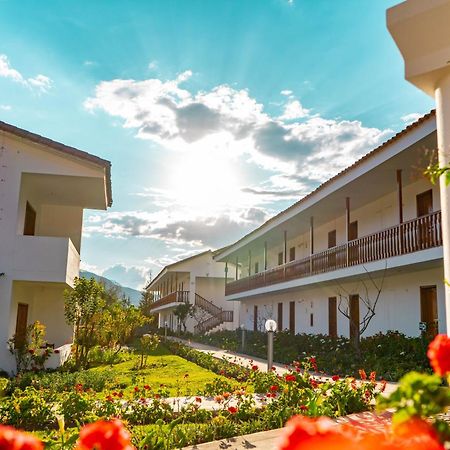 Hotel Agustos Urubamba Exterior foto