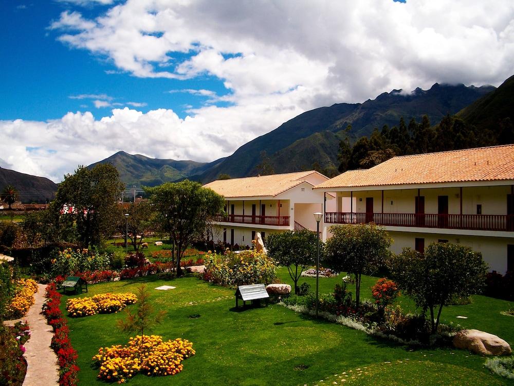 Hotel Agustos Urubamba Exterior foto
