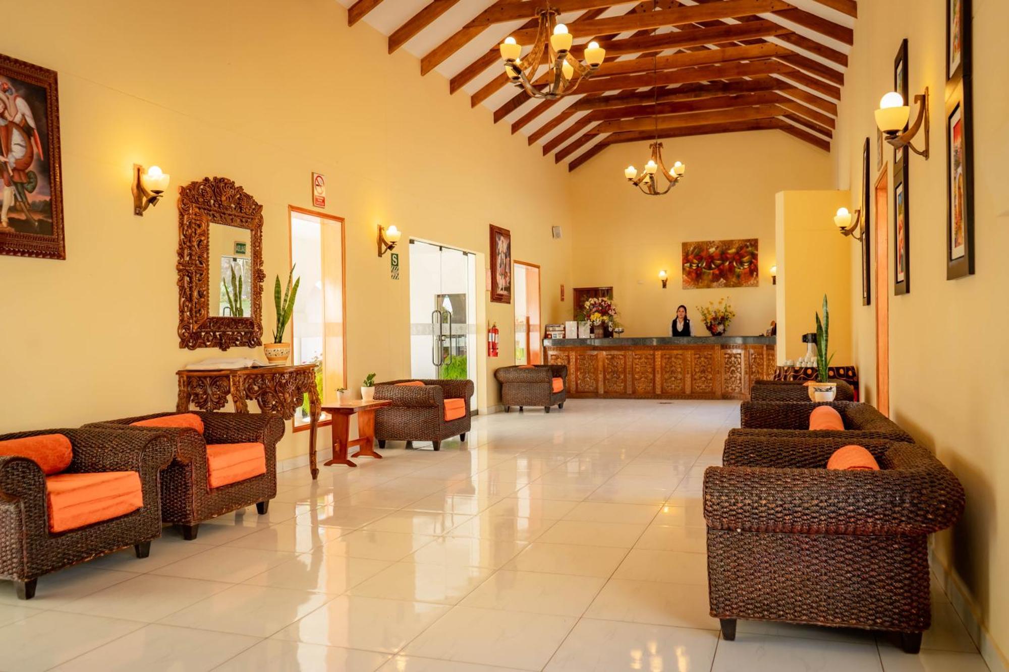 Hotel Agustos Urubamba Exterior foto