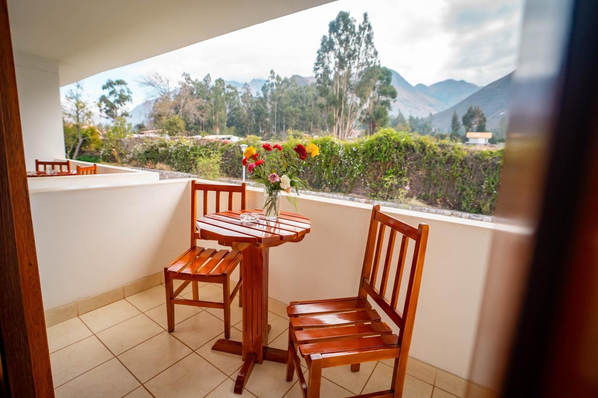 Hotel Agustos Urubamba Exterior foto